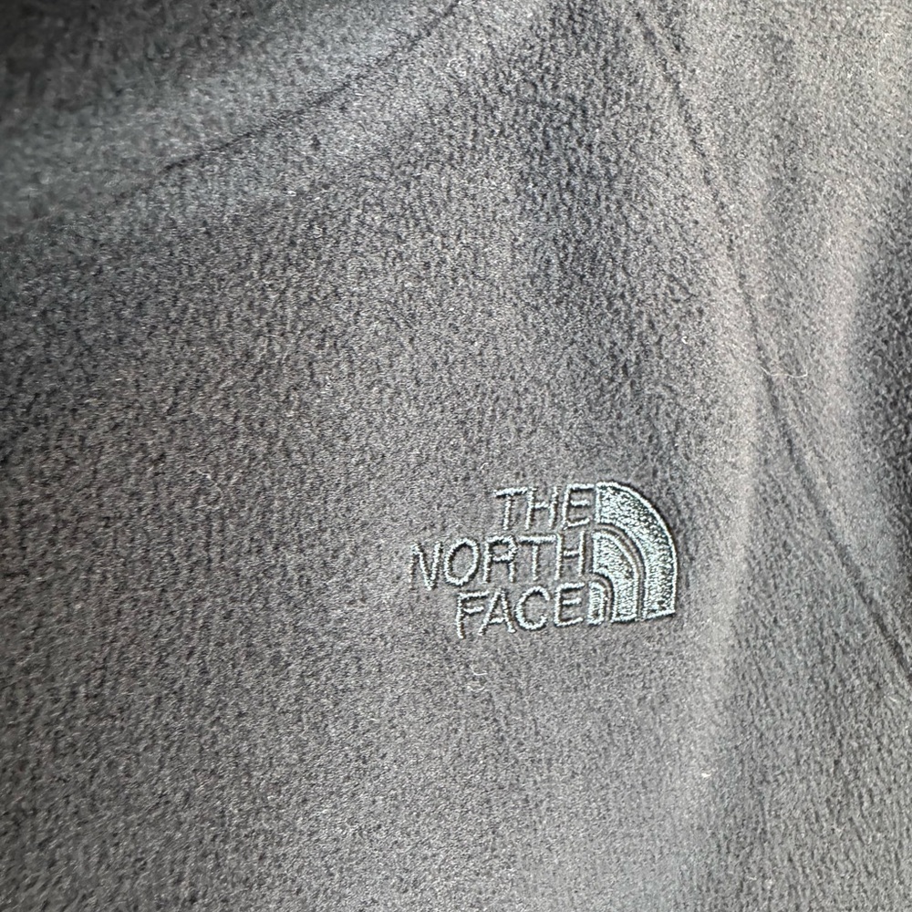 The North Face Black Pullover Hoodie - Picture 2 of 4